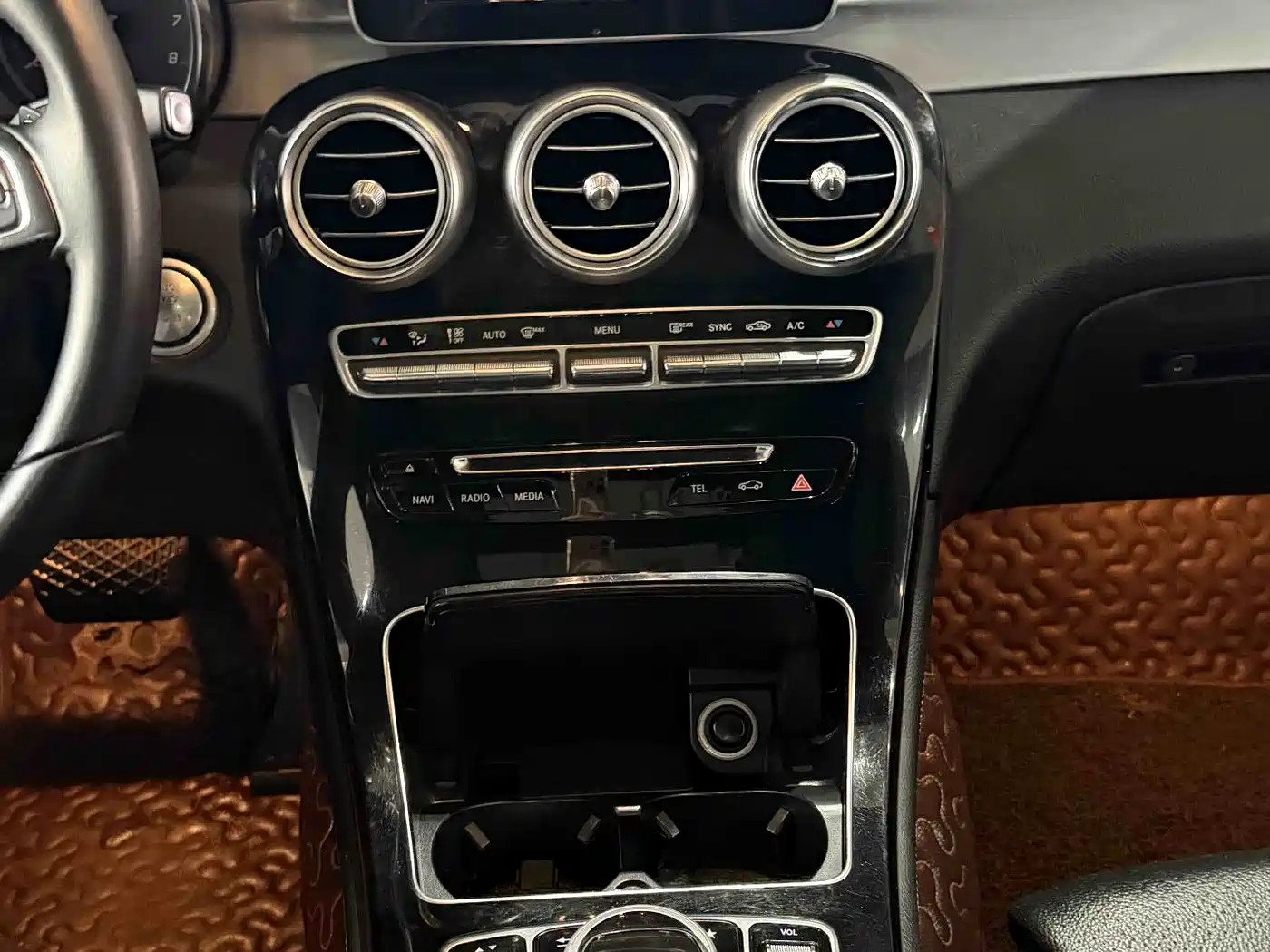 Mercedes-Benz GLC 2016 GLC 200 4MATIC фото 16