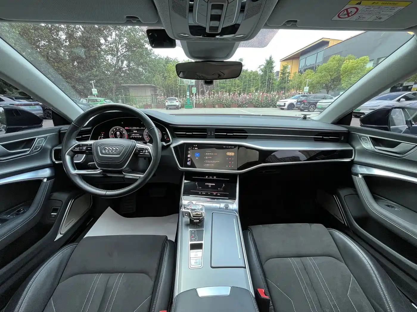 Audi A7L 2024 45 TFSI Luxury фото 15