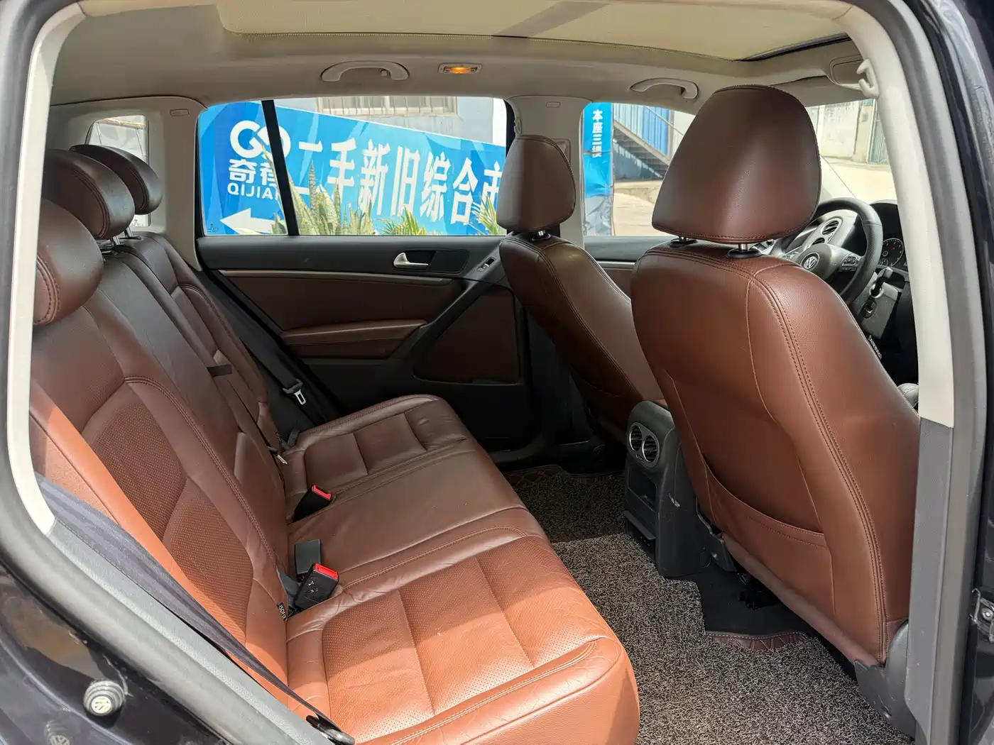 Volkswagen Tiguan 2015 1.8TSI Automatic 2WD Highline фото 8