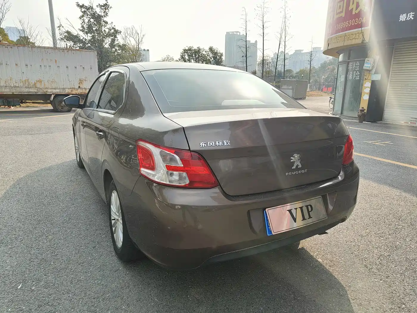 Peugeot 301 2016 1.6L Auto Comfort Edition фото 9