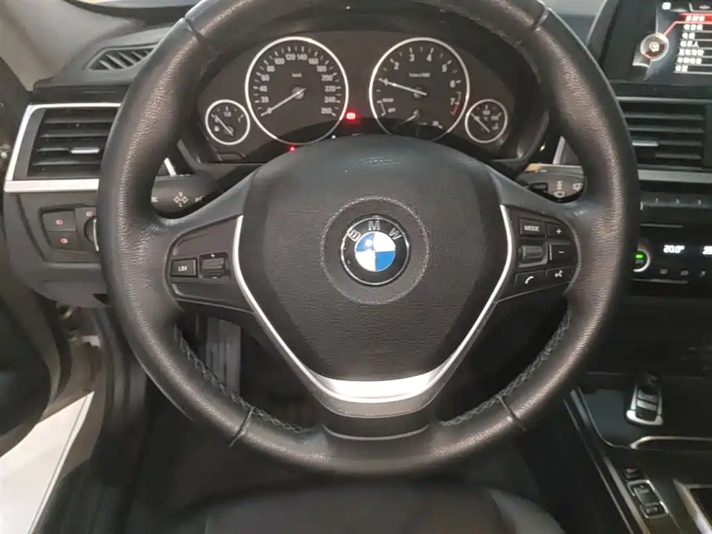 BMW 3 Series 2017 320Li Fashion фото 11