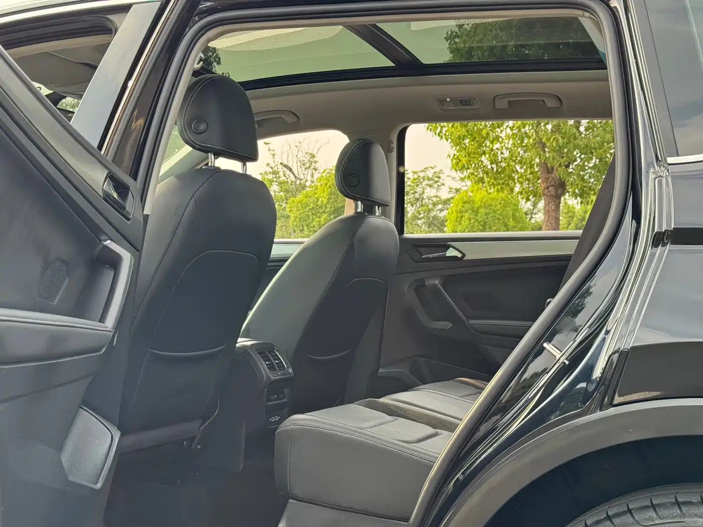 Volkswagen Tiguan L 2020 330TSI Auto 2WD Panorama Comfort China VI фото 8