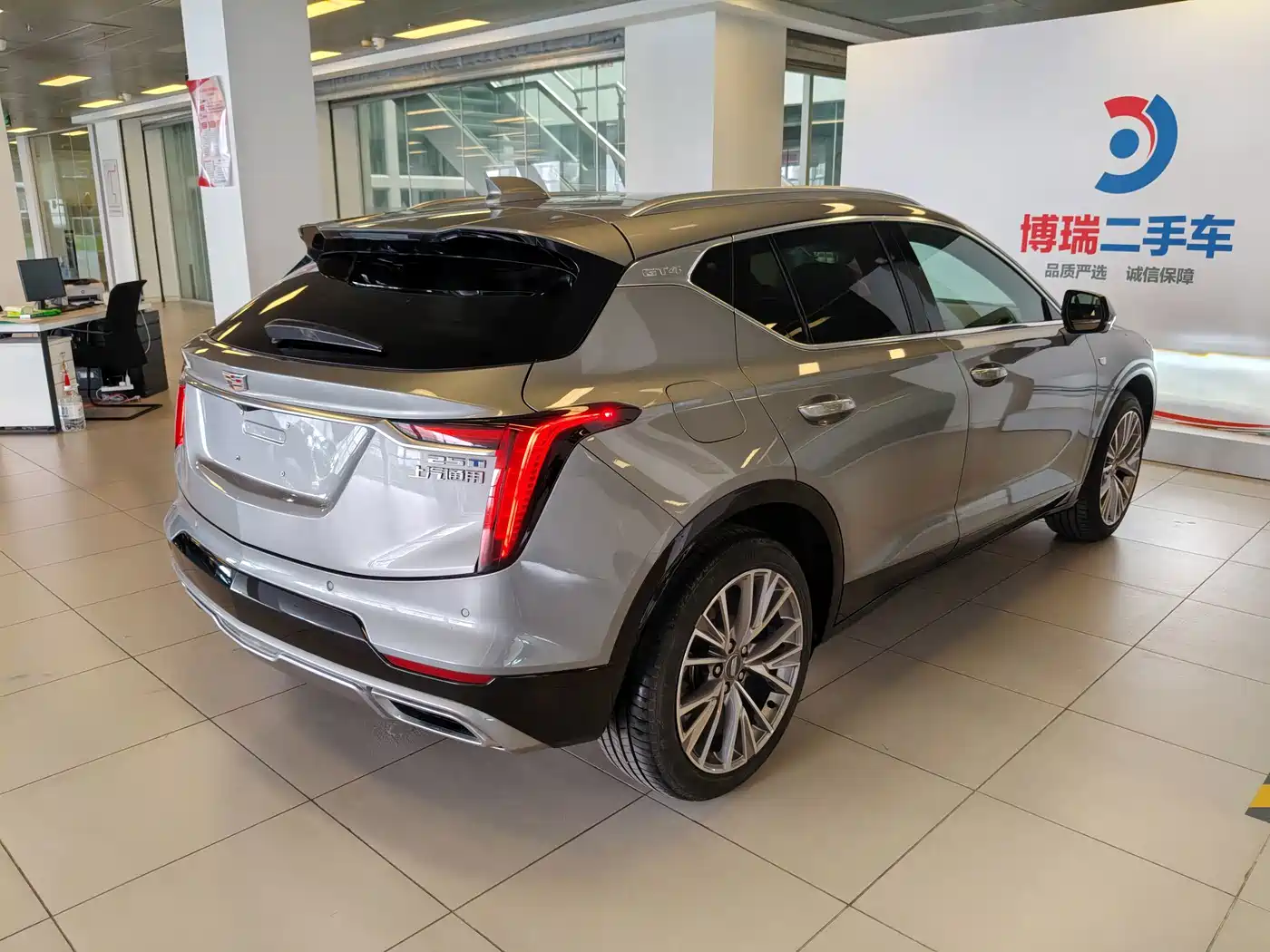 Cadillac GT4 2023 2023 25T Premium Edition