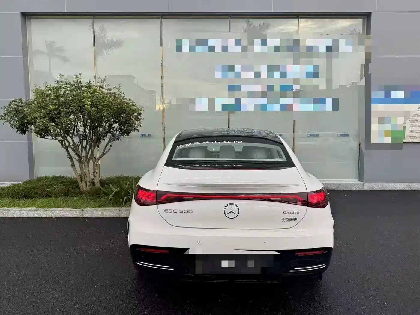 Mercedes-Benz EQE 2025 2025 Model 500 4MATIC Luxury Edition