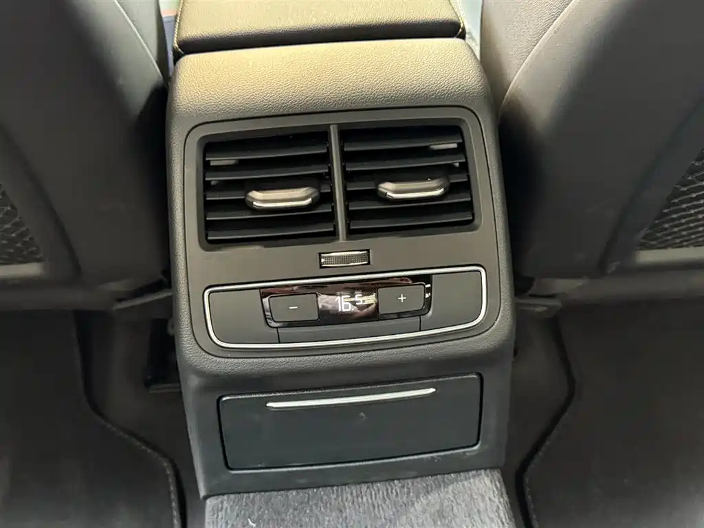 Audi A4L 2024 40 TFSI quattro RS Kit Speed Edition фото 21