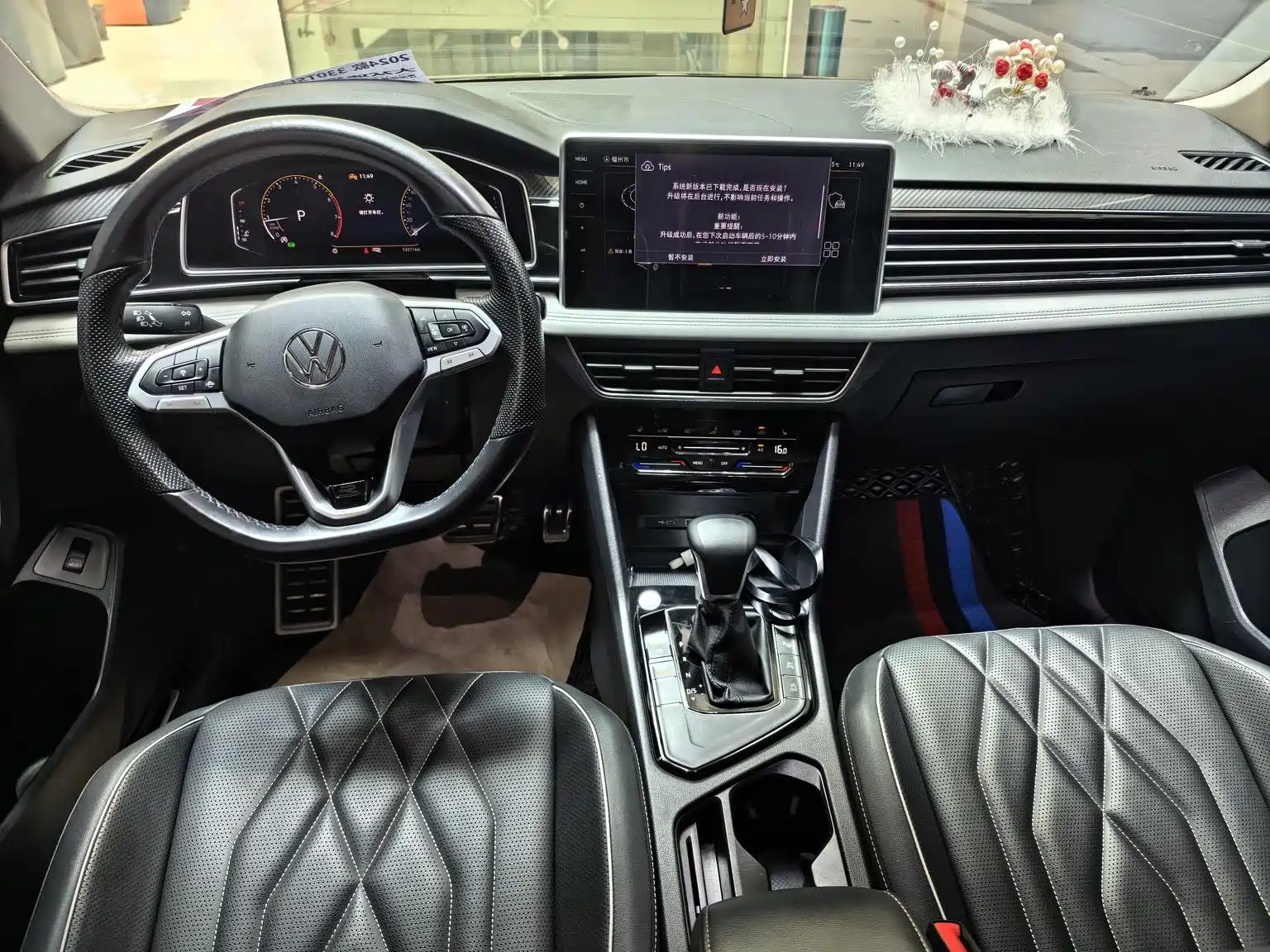 Фото 9 - Volkswagen Tiguan L