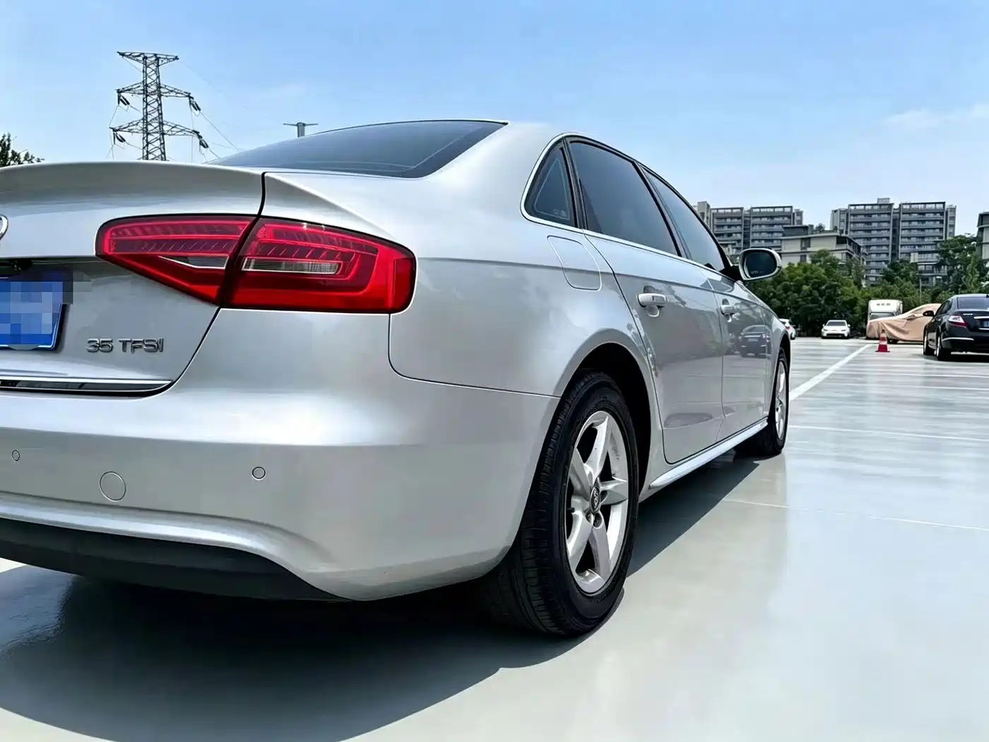 Audi A4L 2013 35 TFSI Automatic Comfort фото 8
