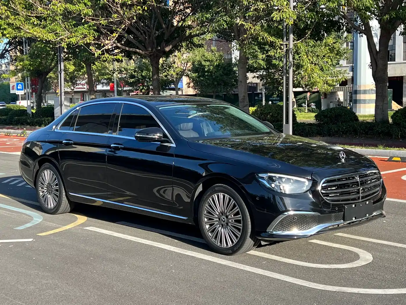 E CLASS