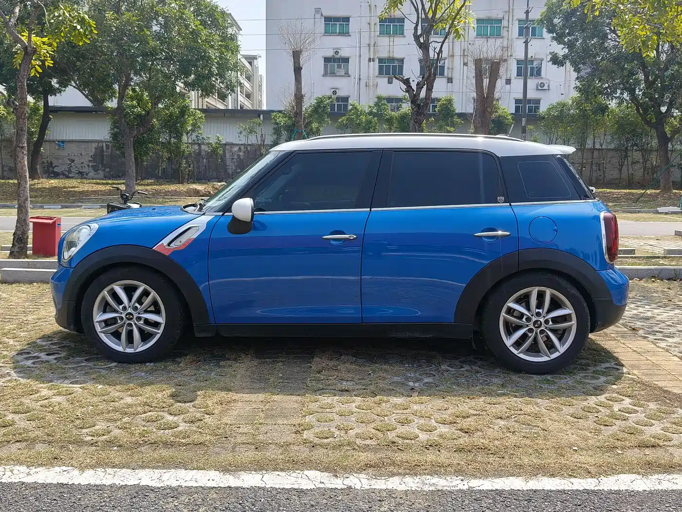 Фото 8 - MINI COUNTRYMAN