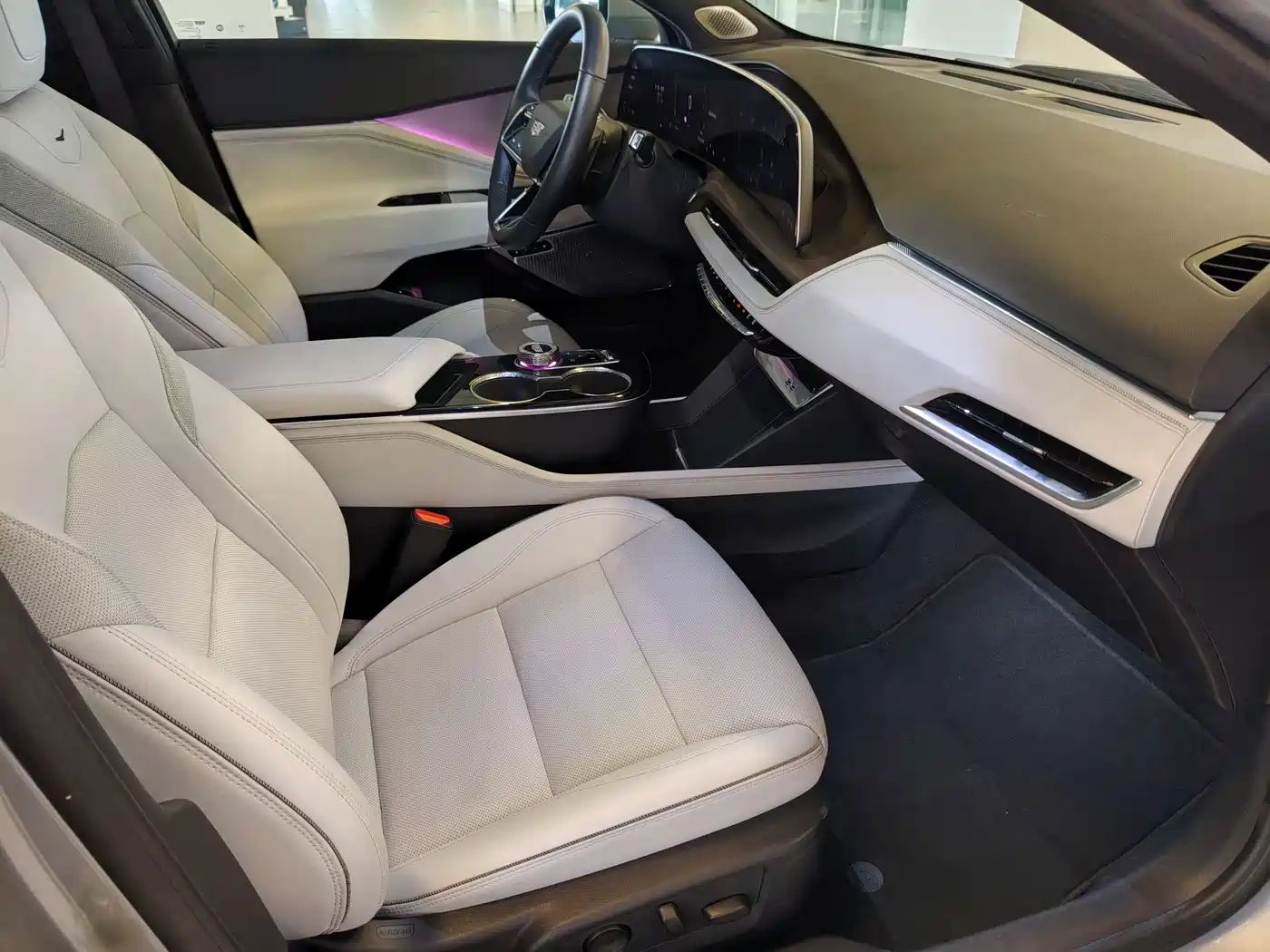 Cadillac GT4 2023 2023 25T Premium Edition