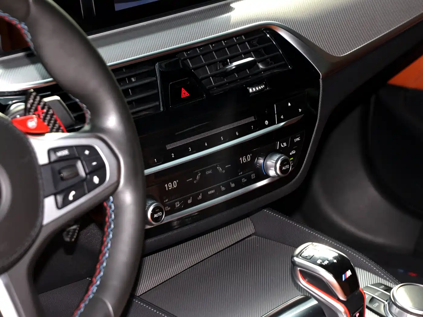 BMW M5 2018 M5 фото 12