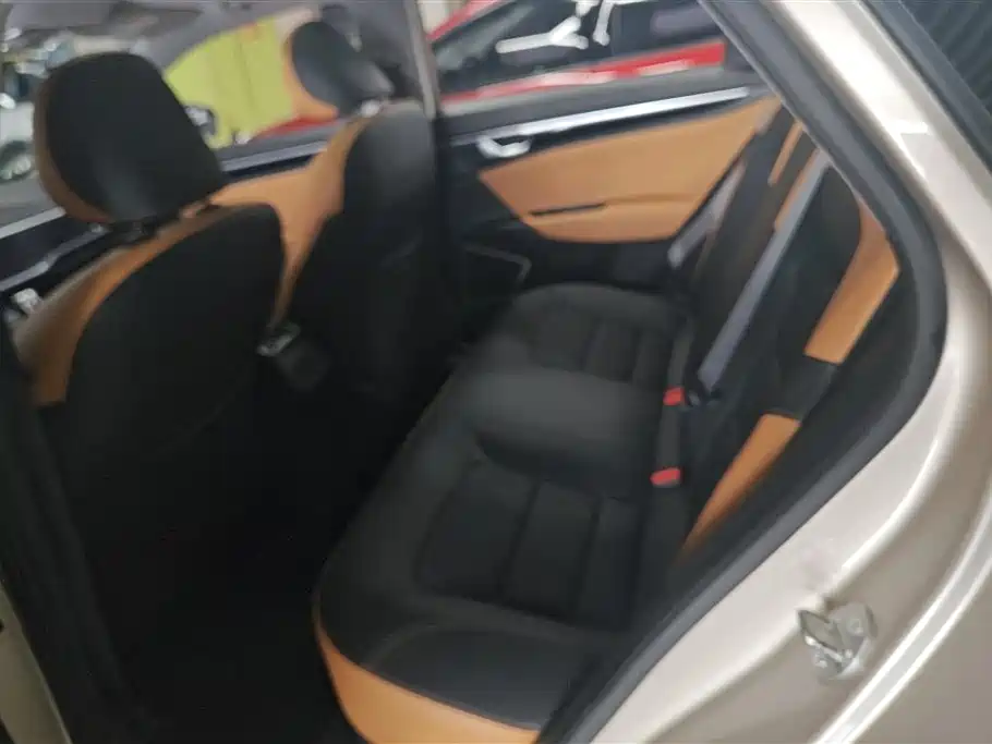 GEELY AUTOMOBILE EMGRAND GL