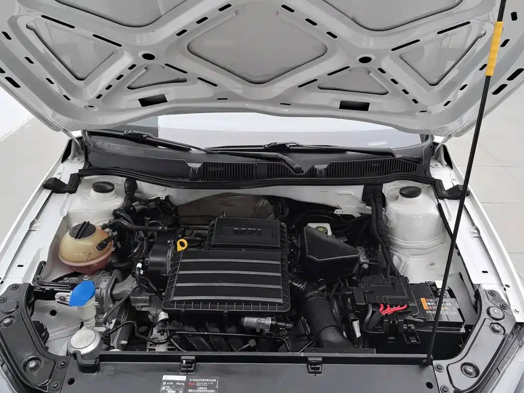 Photo 6 - Volkswagen Lavida