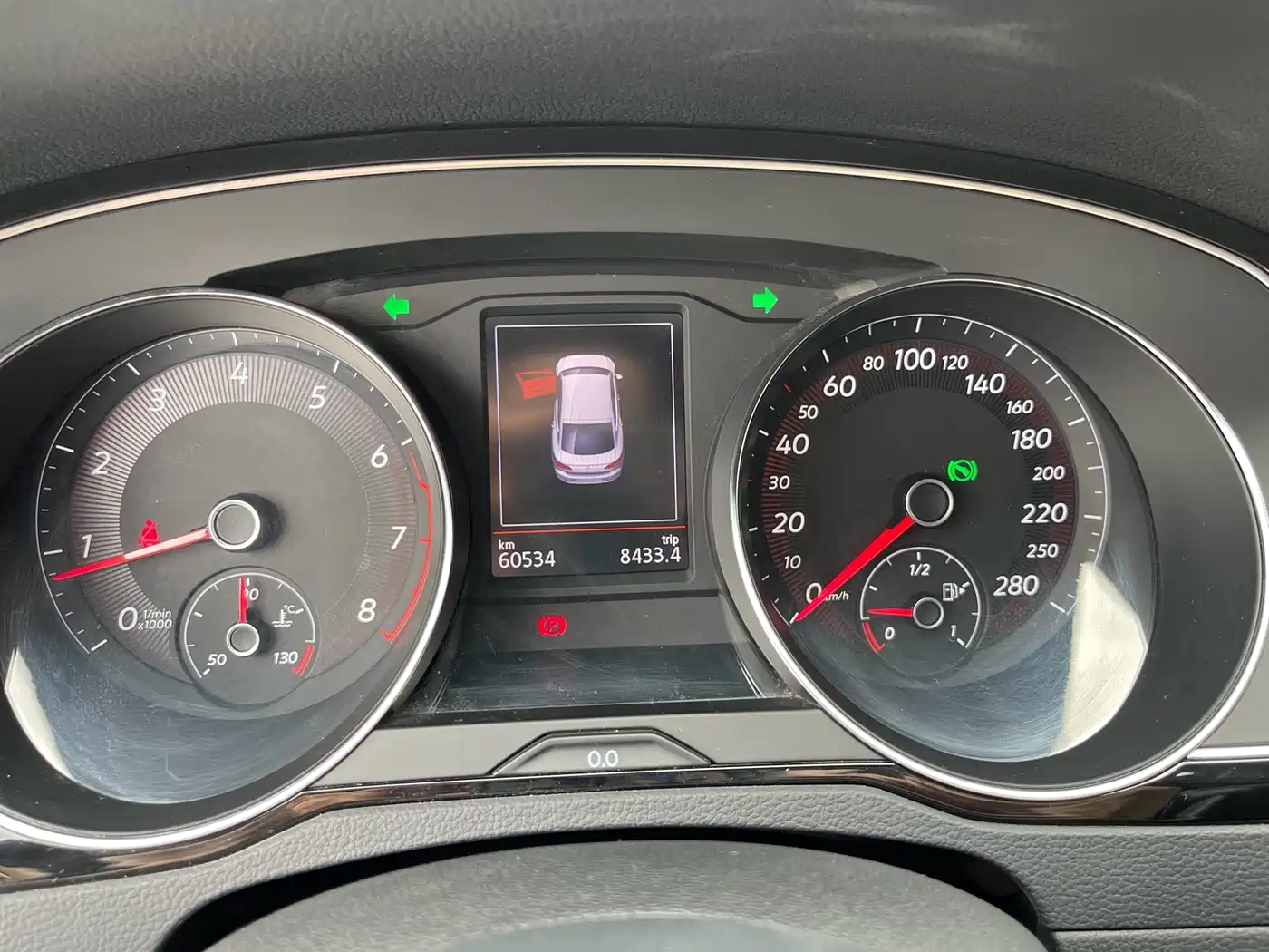 Volkswagen FAW-Volkswagen CC 2019 330TSI Charm Edition China VI фото 9