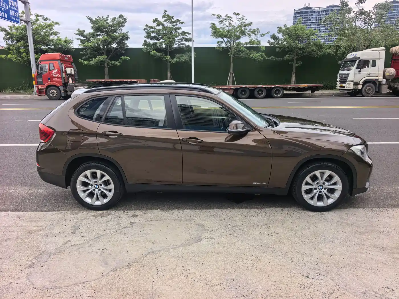 BMW X1 2014 sDrive18i Fashion Edition фото 4