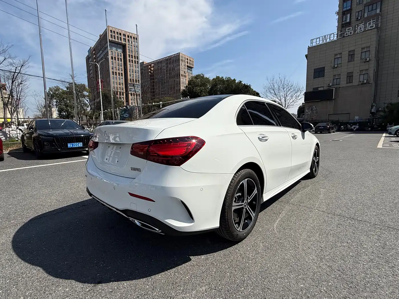 Mercedes-Benz A-Class 2025 Facelift A 200 L Fashion Edition фото 14