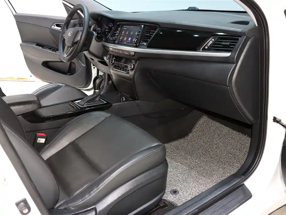 Hyundai Mistra 2017 1.8L Automatic Smart GLS (China V) фото 8