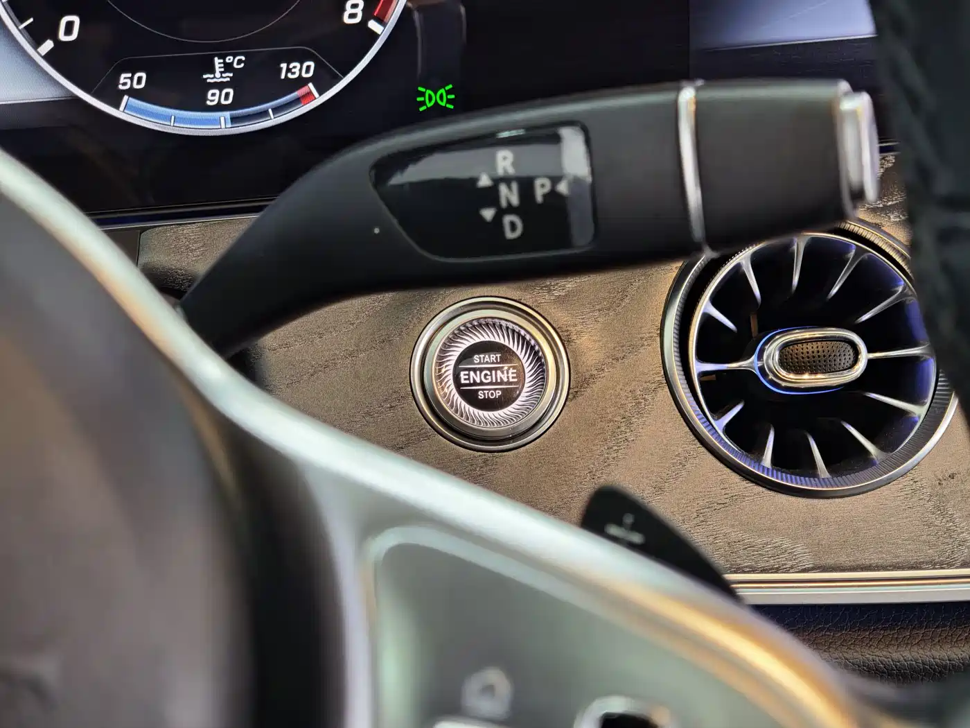 Mercedes-Benz CLS 2018 CLS 300 Dynamic фото 12