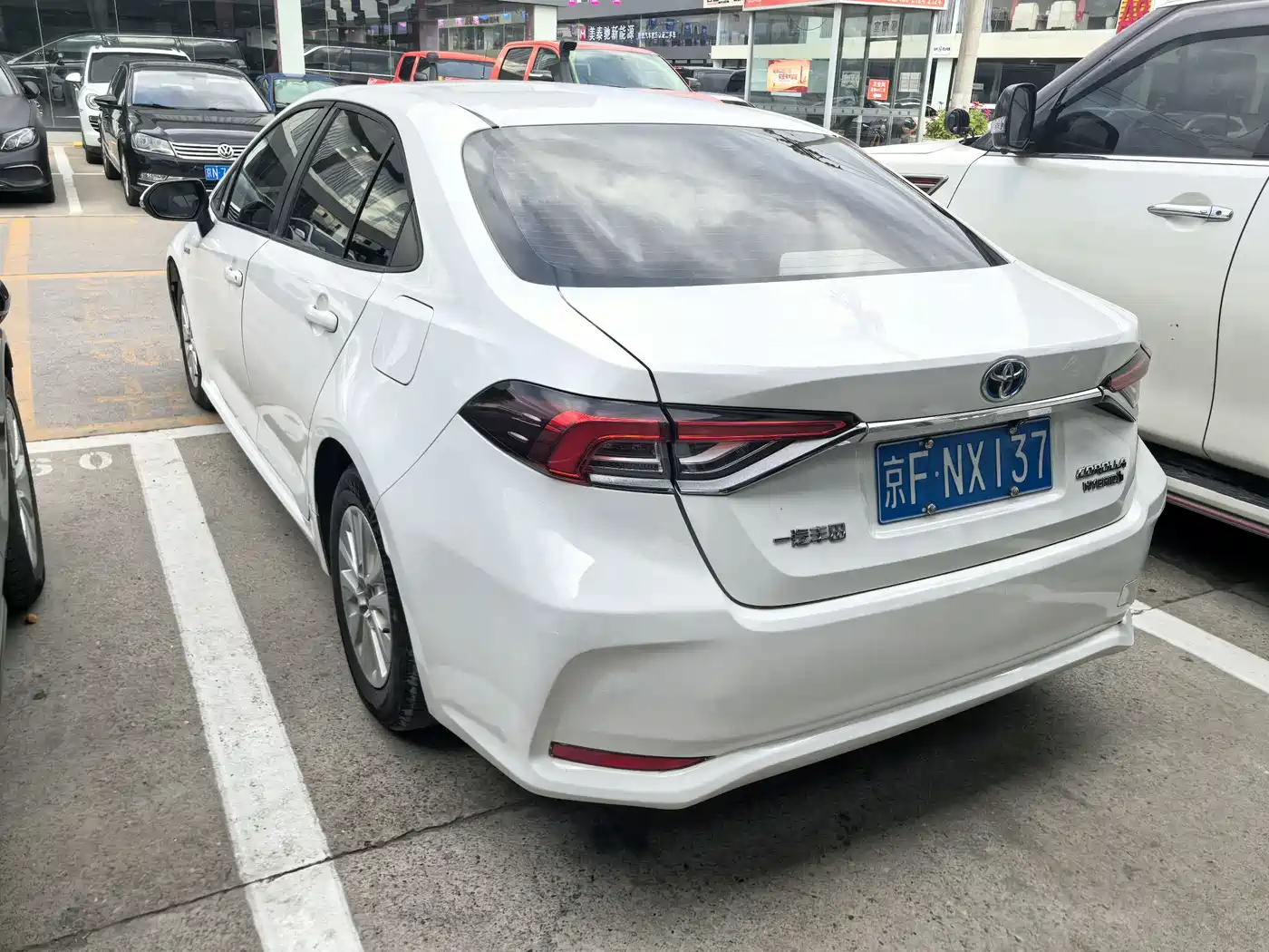 Фото 8 - Toyota Corolla