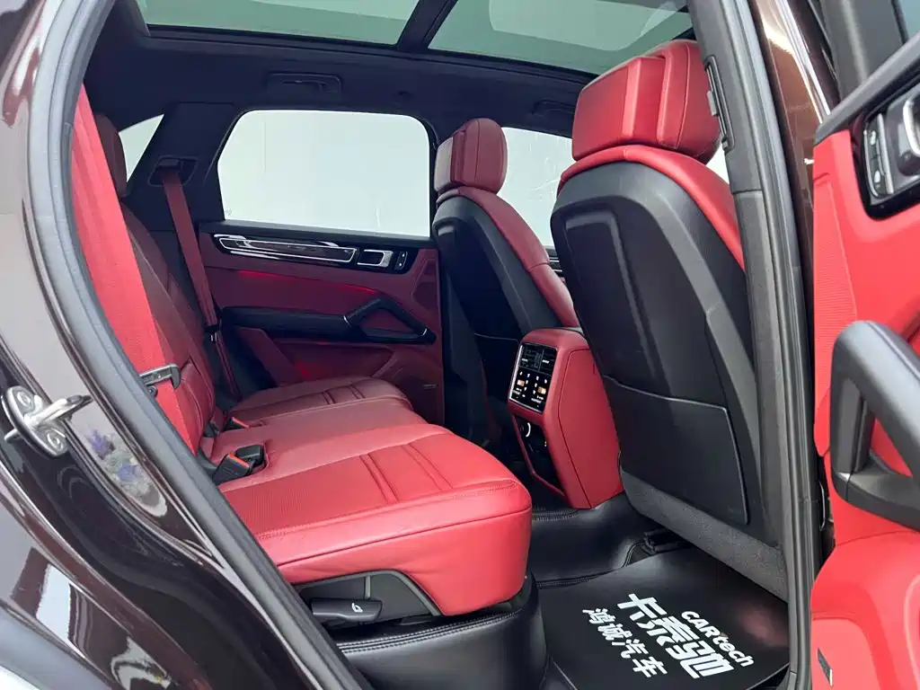 Фото 20 - Porsche Cayenne New Energy
