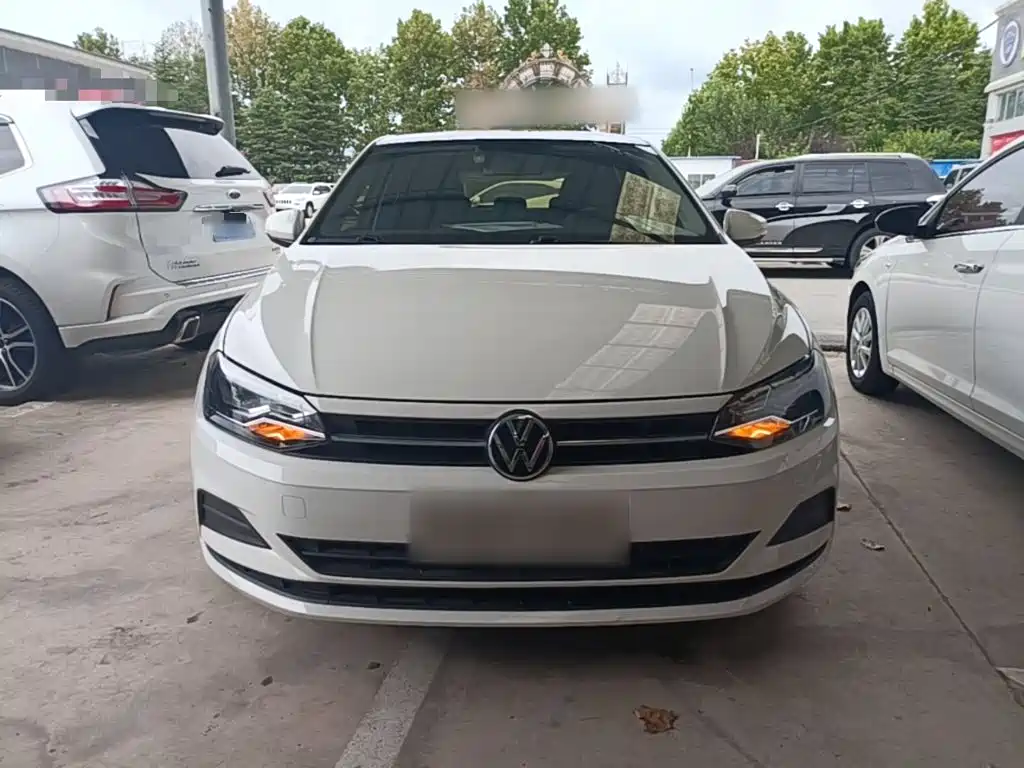 Фото 3 - Volkswagen Polo