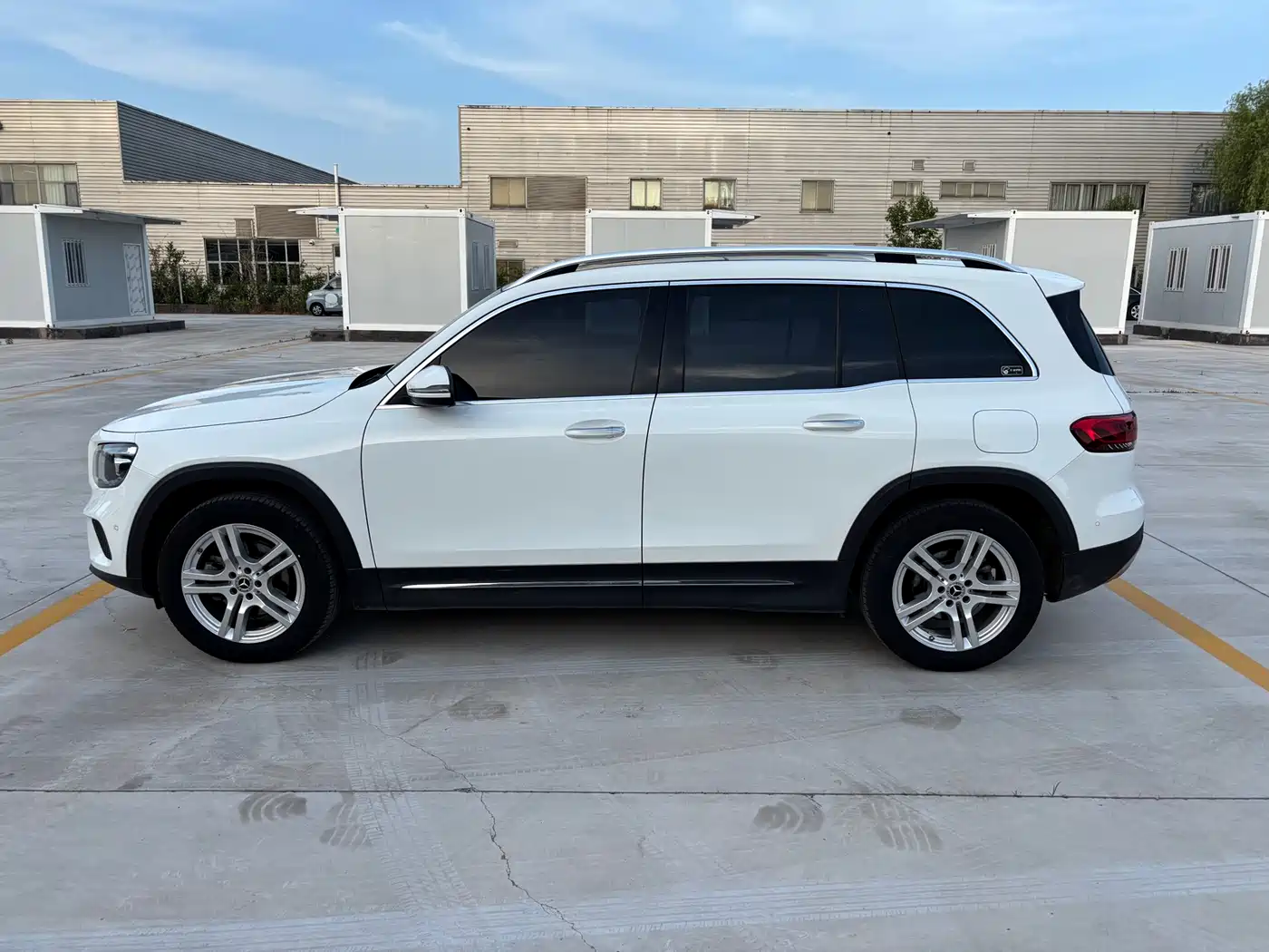 Mercedes-Benz GLB 2022 Model GLB 200 Dynamic Edition фото 3