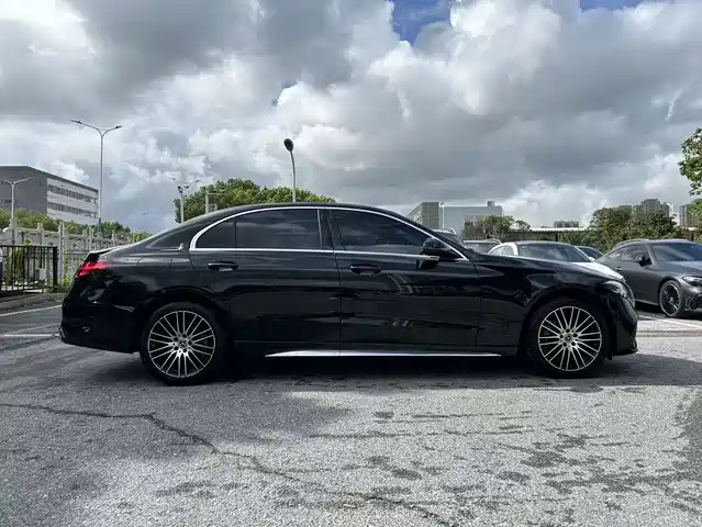 Mercedes-Benz C-Class 2025 C 260 L Sport Edition — фото 4