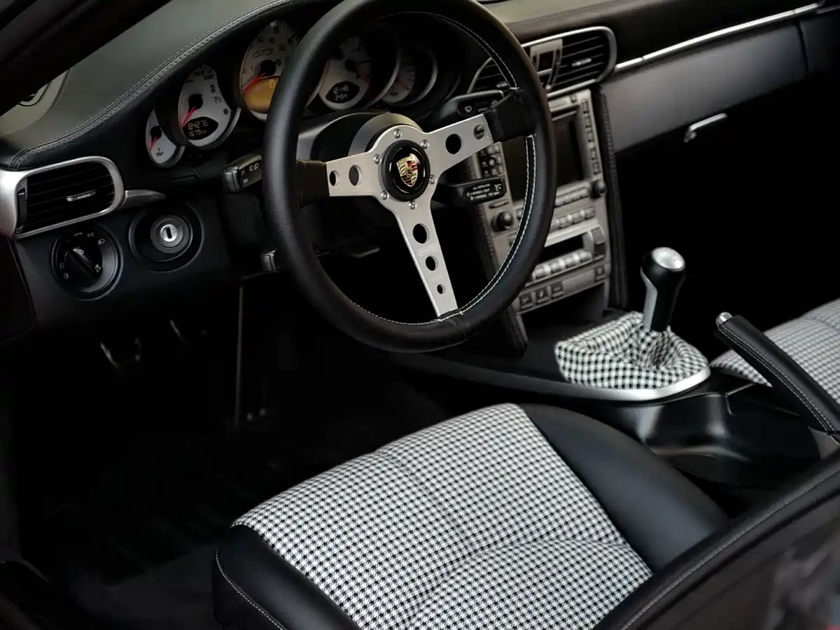Porsche 911 2005 Carrera 4S Cabriolet MT 3.8L фото 13
