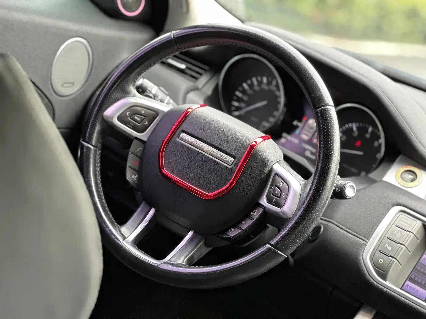 Land Rover Range Rover Evoque (Import) 2013 2.0T 5-door Dynamic Edition фото 14