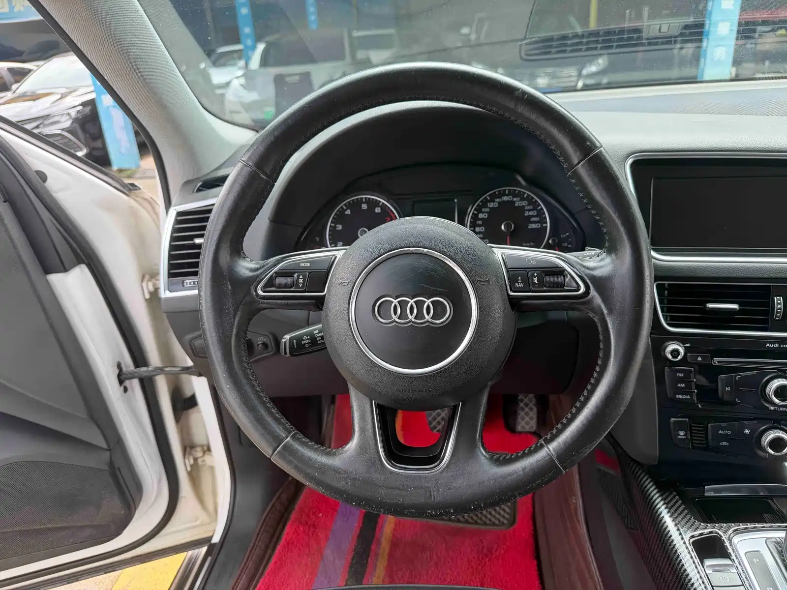 Фото 21 - Audi Q5