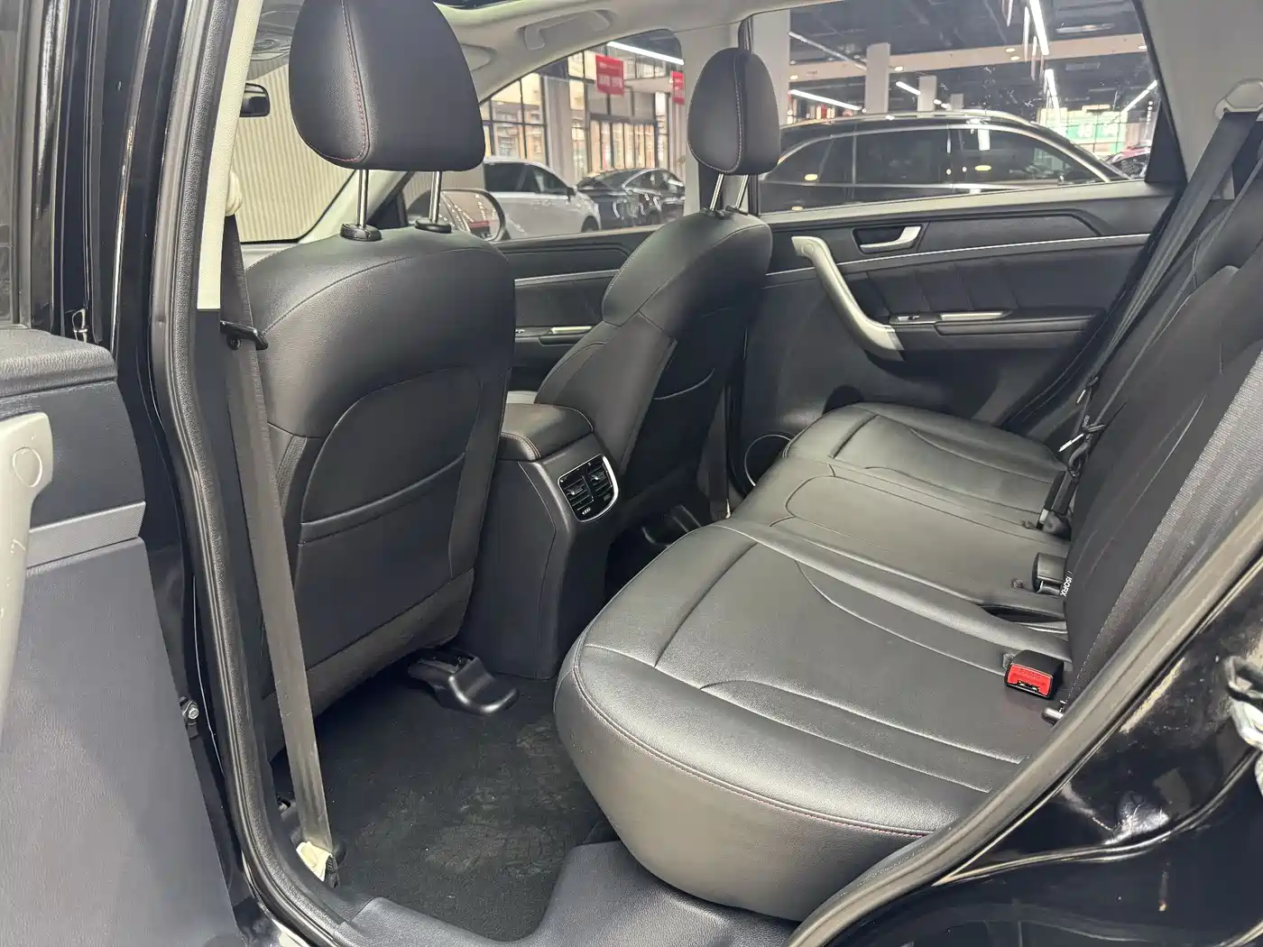 Haval M6 2019 1.5T DCT 2WD Elite Type China VI фото 8