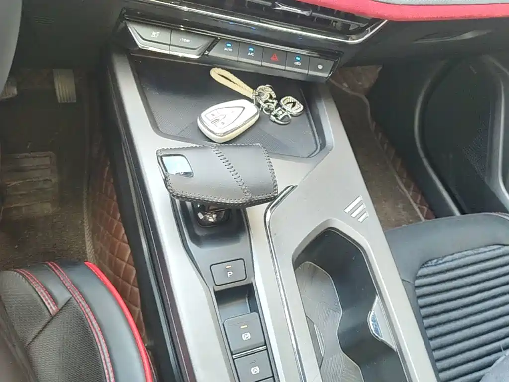 Changan X5 PLUS 2025 2025 1.5T DCT Pioneer