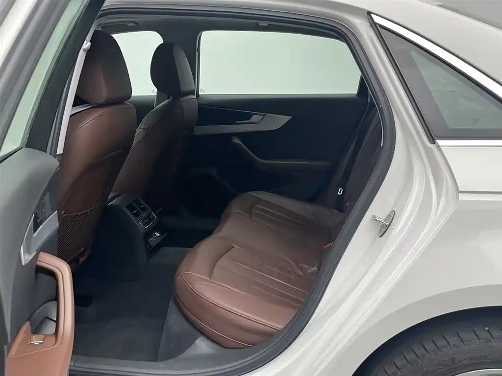 Audi A4L 2019 40 TFSI Fashion (China V) фото 12