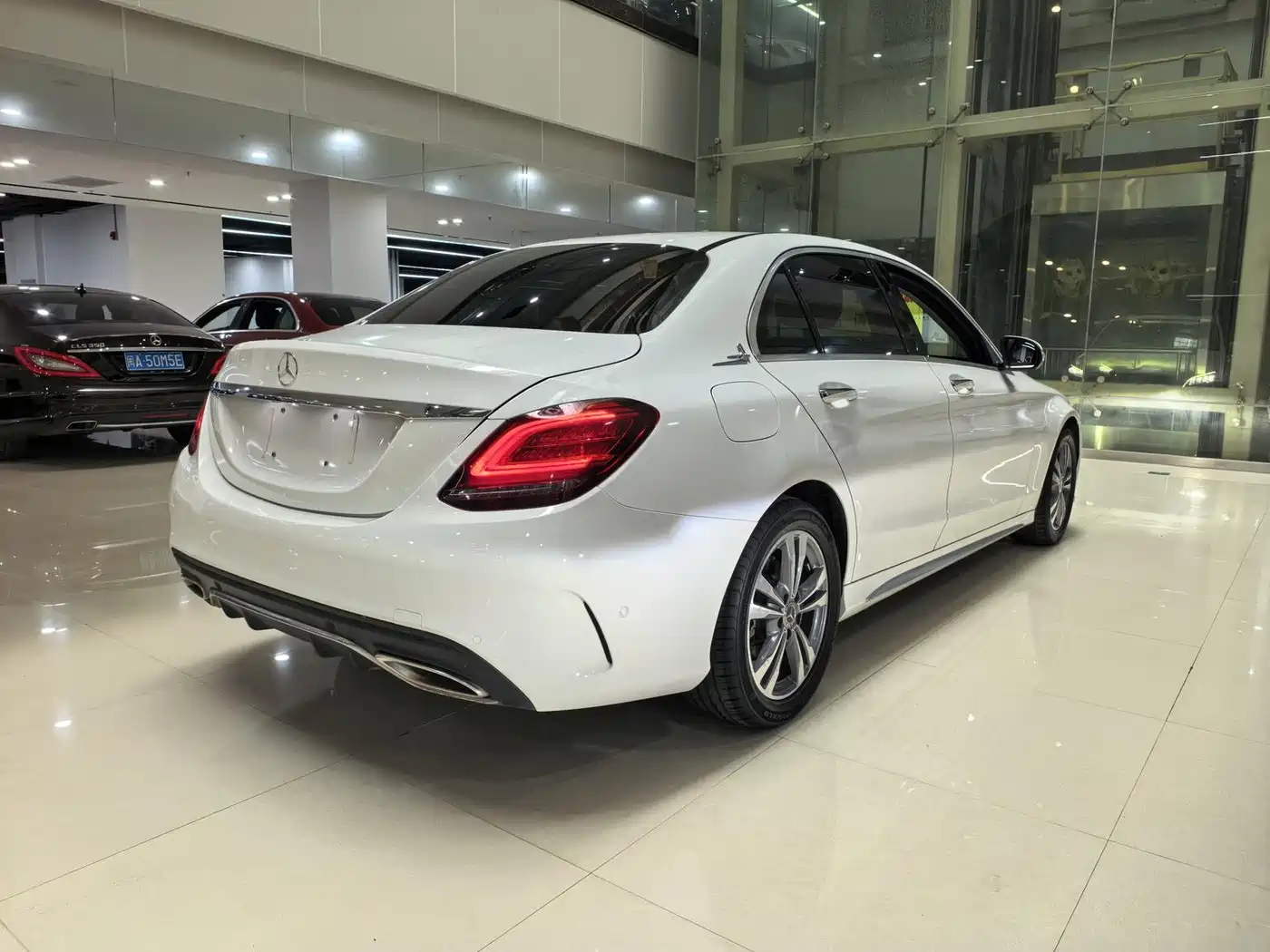 Фото 4 - Mercedes-Benz C-Class
