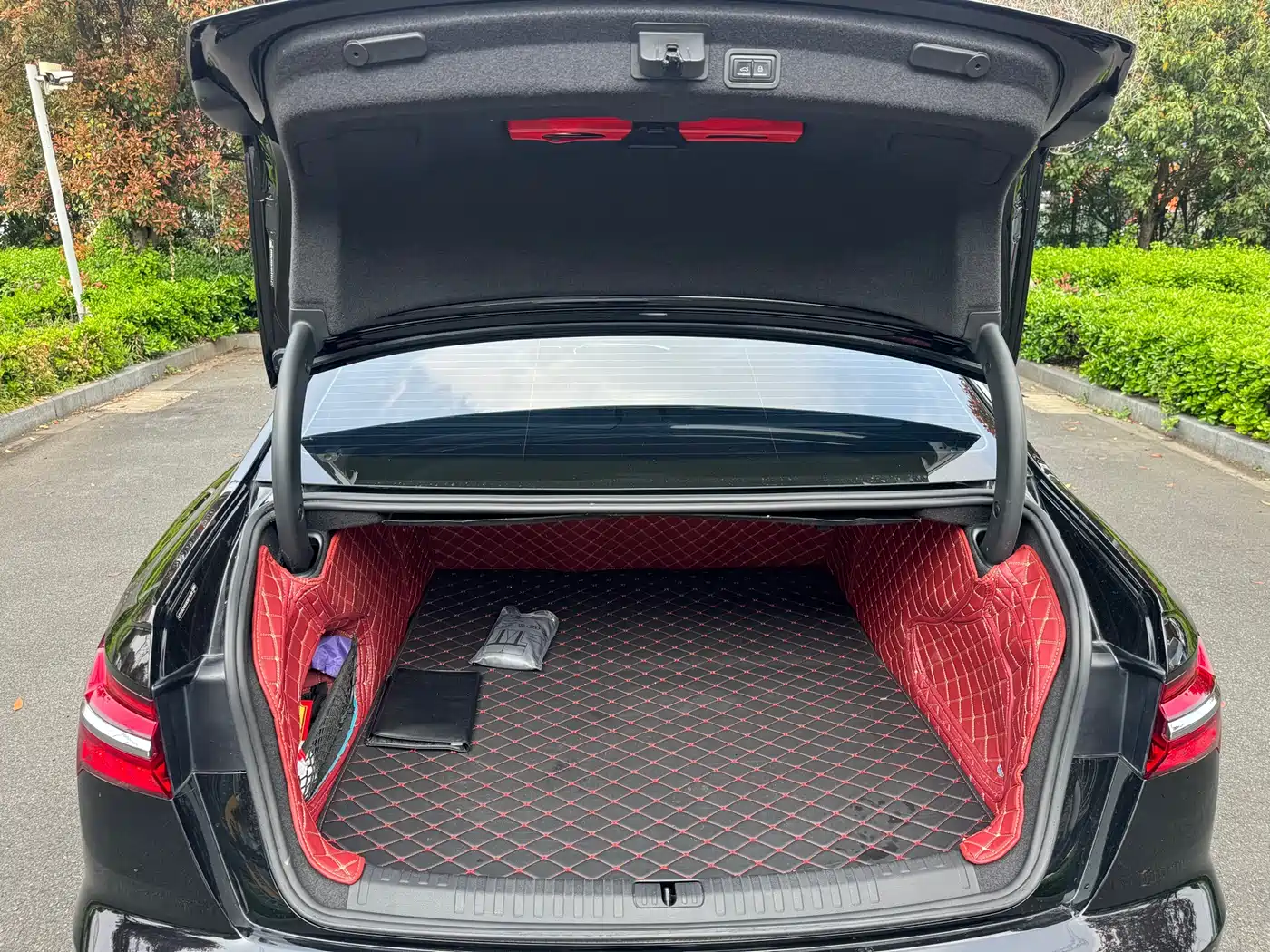 Audi A6L 2023 45 TFSI Premium Selection Elegance фото 17