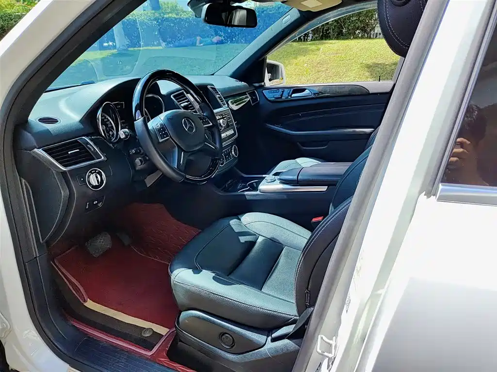 Mercedes-Benz M-Class фото 7