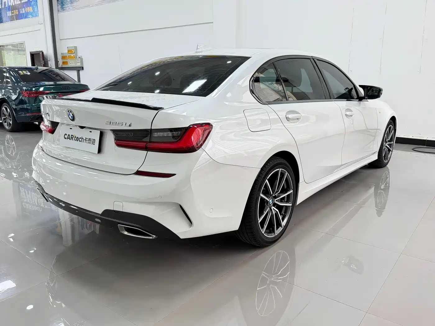 BMW 3 Series 2021 325Li M Sport Package фото 7