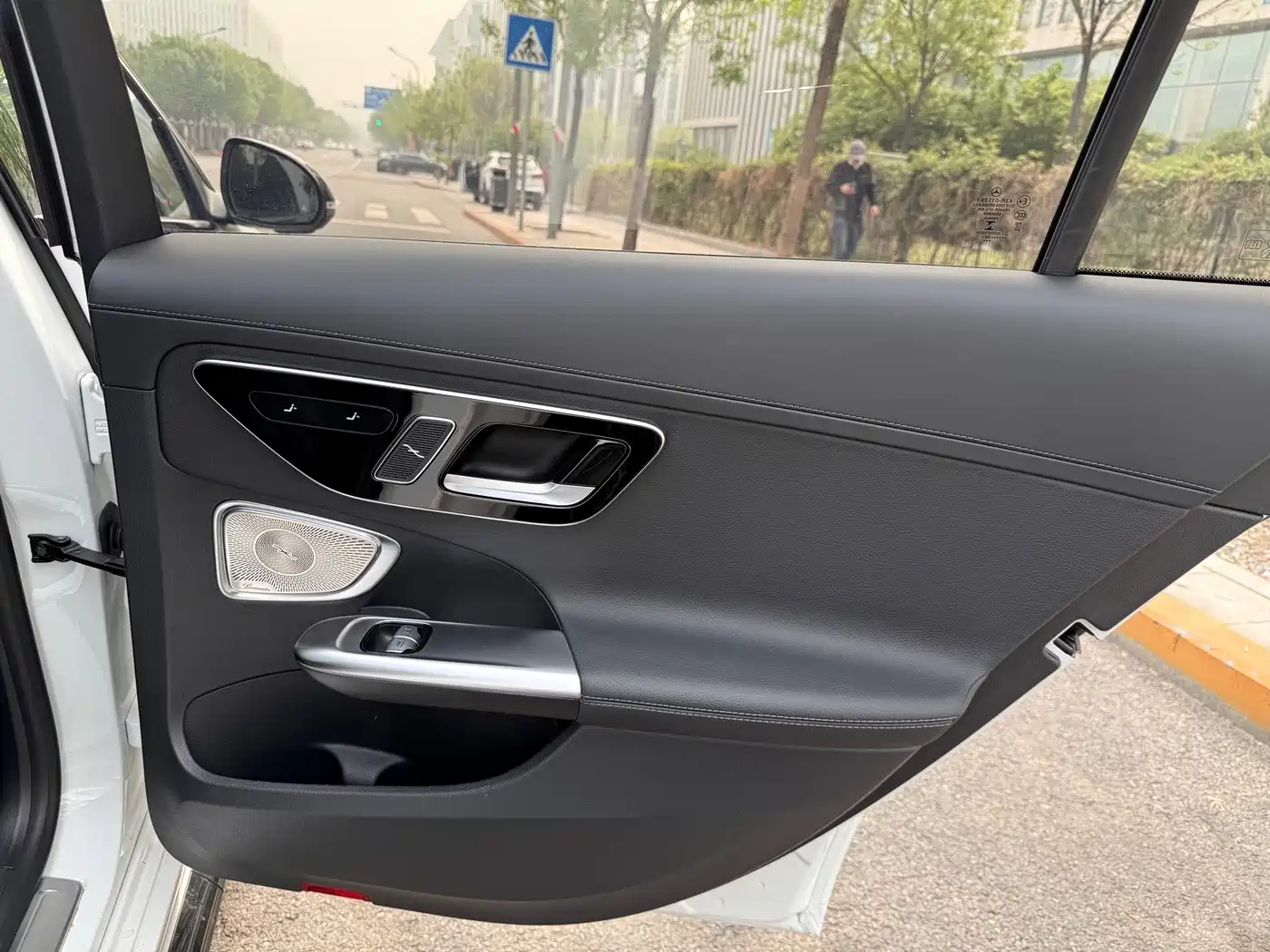 Mercedes-Benz C-Class 2023 Facelift C 260 L Night Sport Edition фото 16