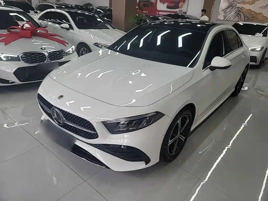 Фото 2 - Mercedes-Benz A-Class