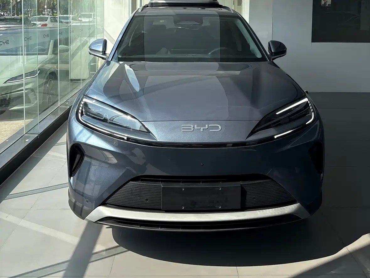 BYD SEA LION 07 DM I