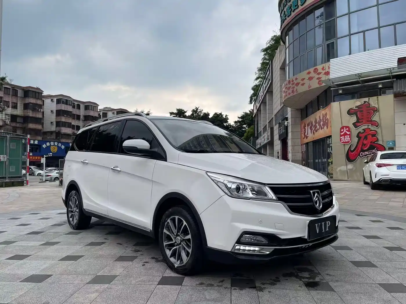 Baojun 730 2020 2019 1.5T CVT Flagship Edition 7-Seater China VI