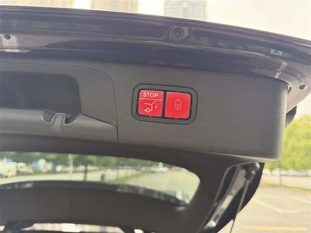 Mercedes-Benz GLC 2019 GLC 260 L 4MATIC Dynamic фото 26