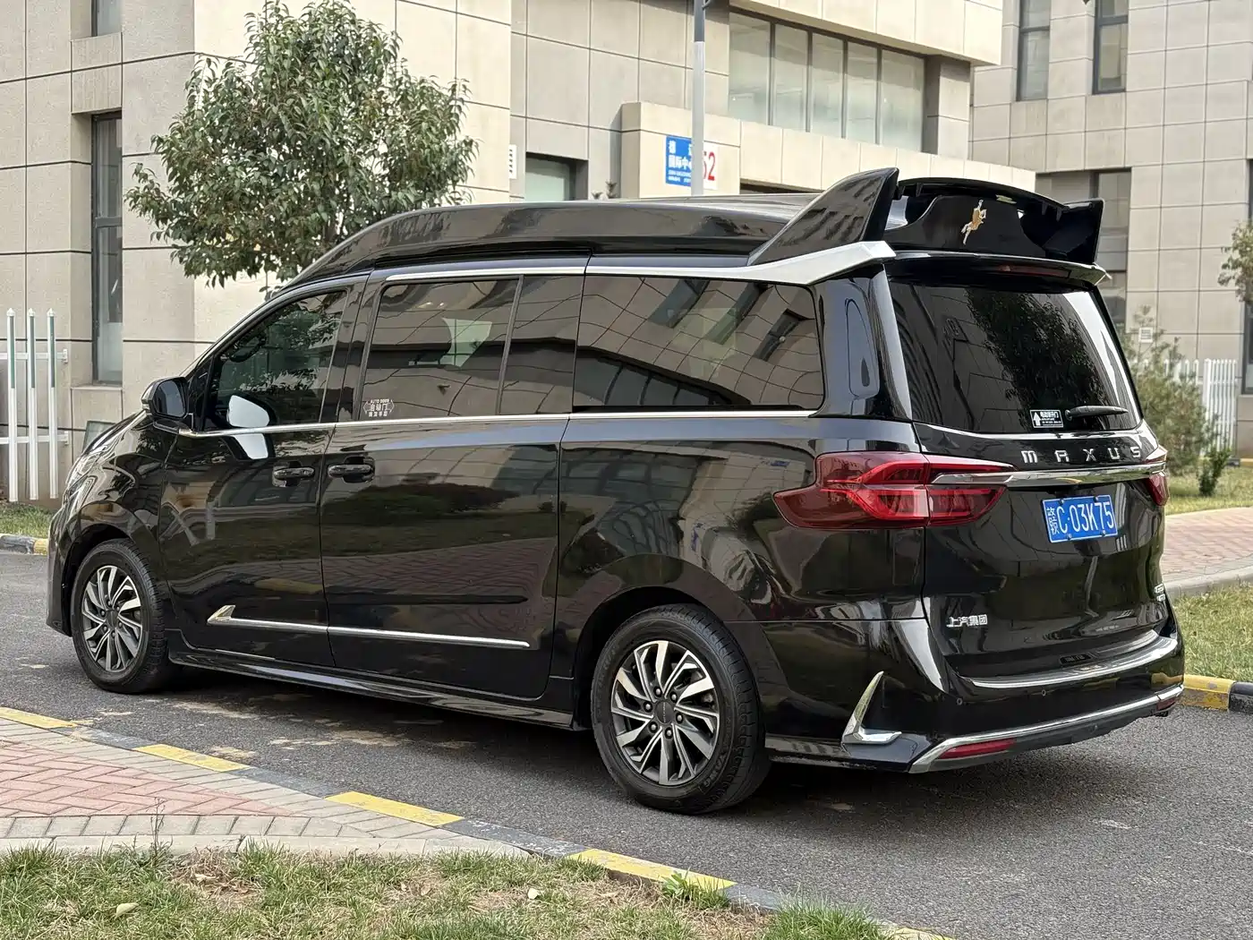 Longzhi G20 Golden Knight 2022 2.0T Golden Knight Family Edition фото 6