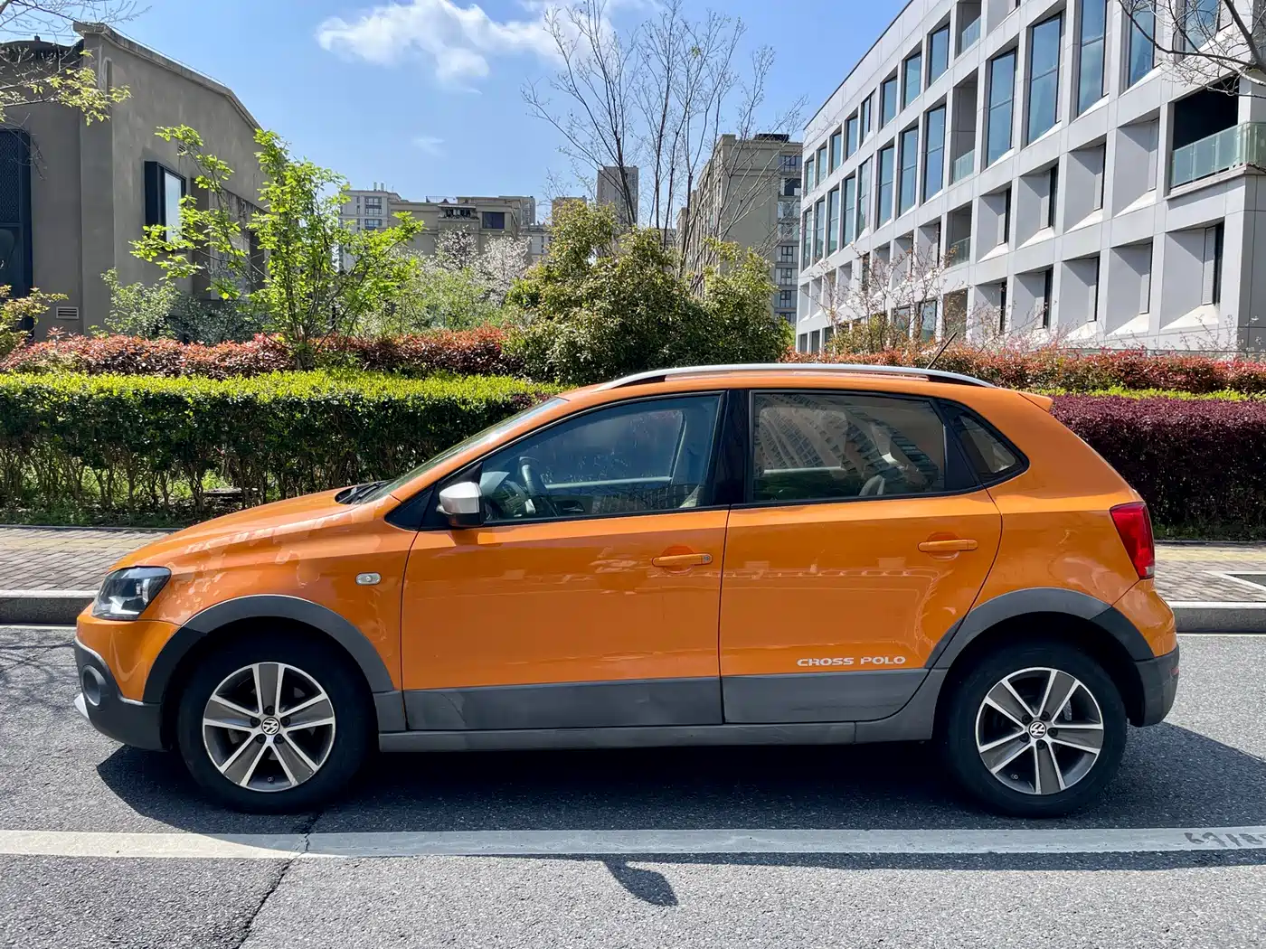 Volkswagen Polo 2012 1.6L Cross Polo AT фото 4