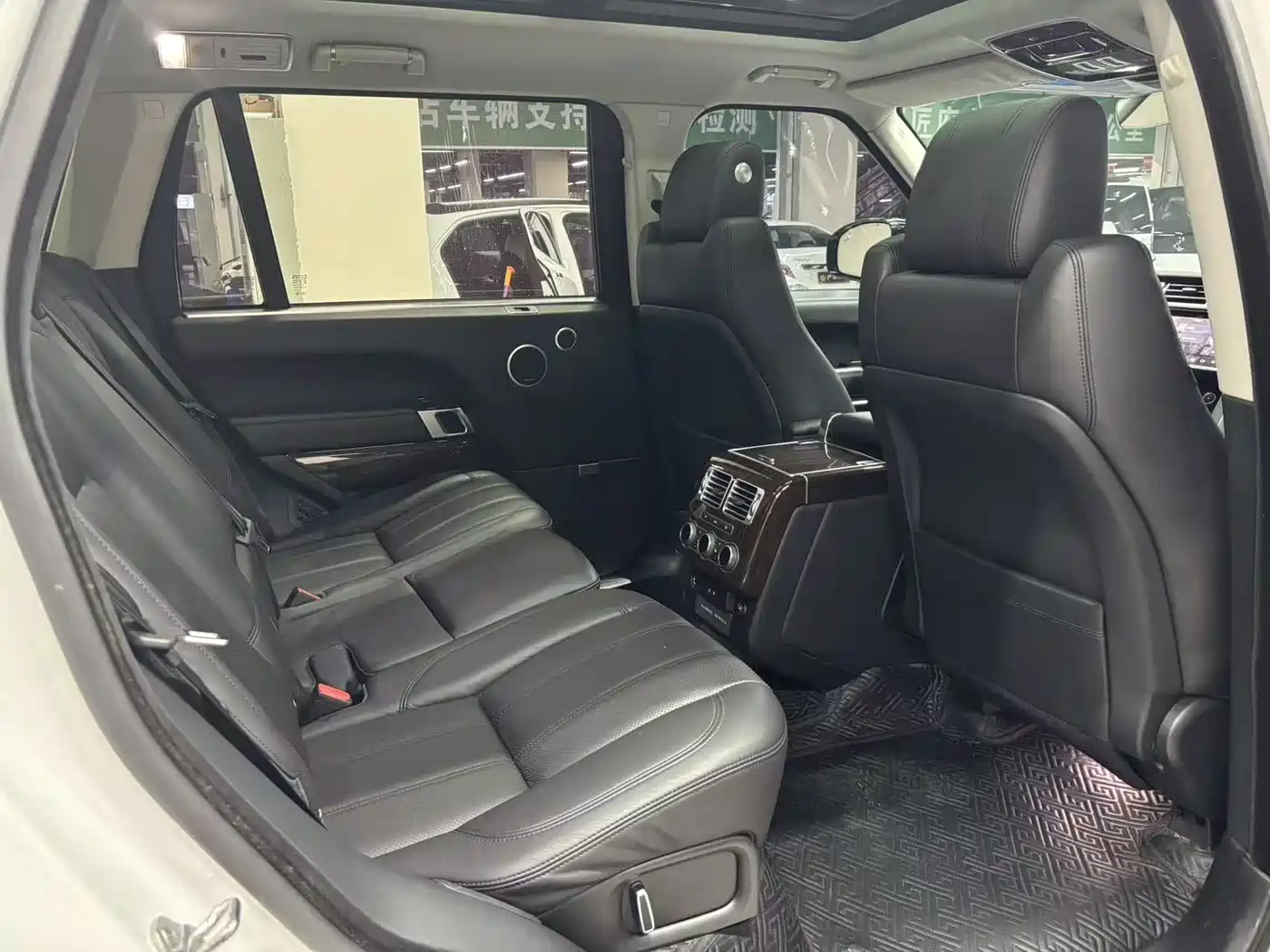 Land Rover Range Rover 2017 3.0 SC V6 Vogue SE Autobiography LWB фото 7
