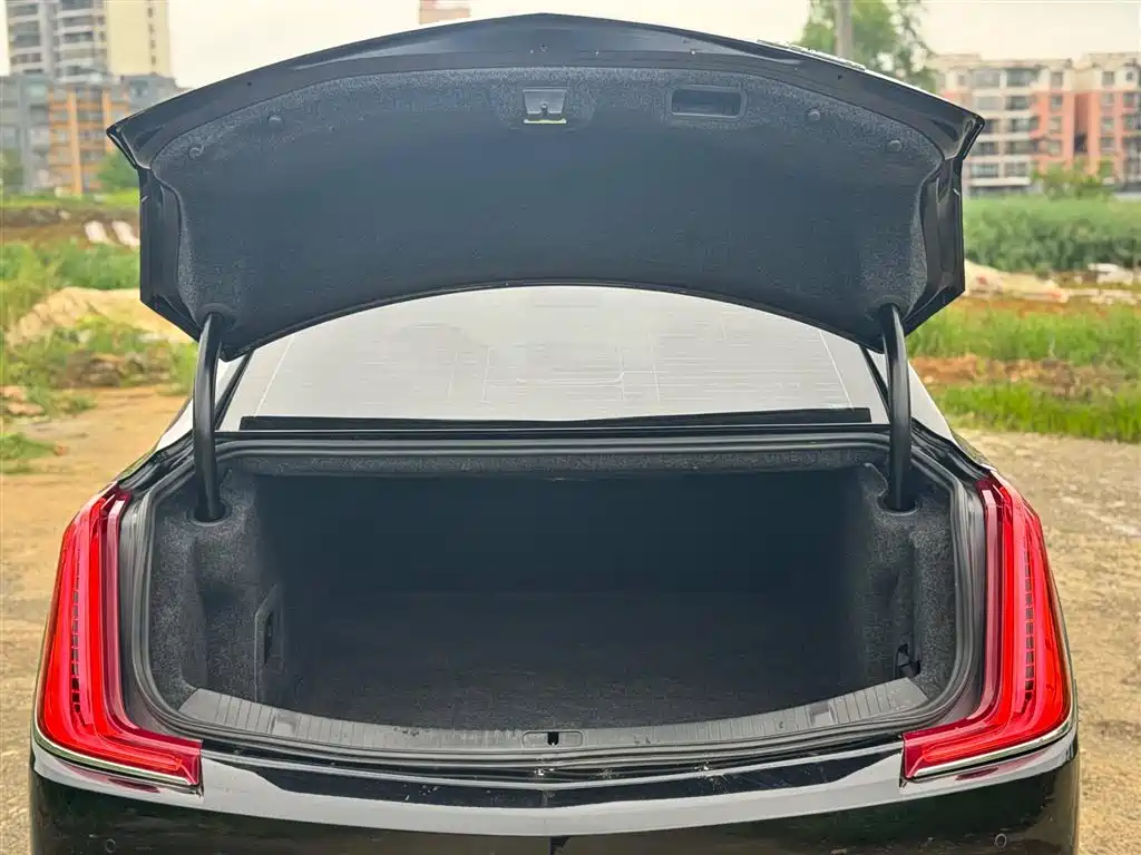 Cadillac XTS 2018 28T Elite фото 11