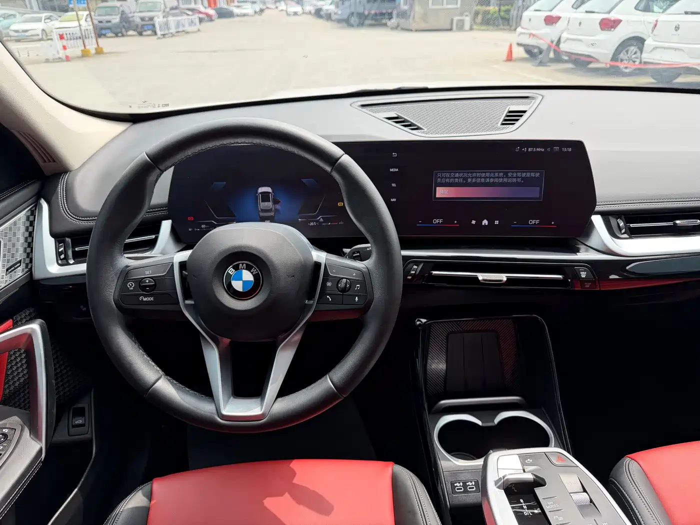 BMW X1 2023 sDrive25Li X Design Package фото 14