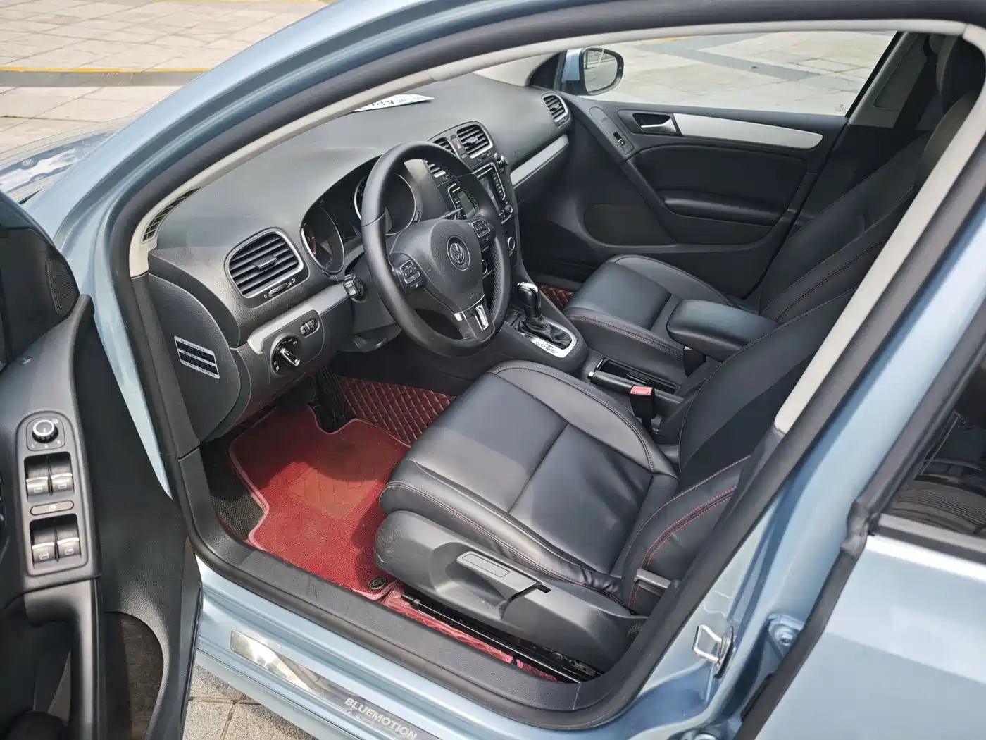 Фото 4 - Volkswagen Golf
