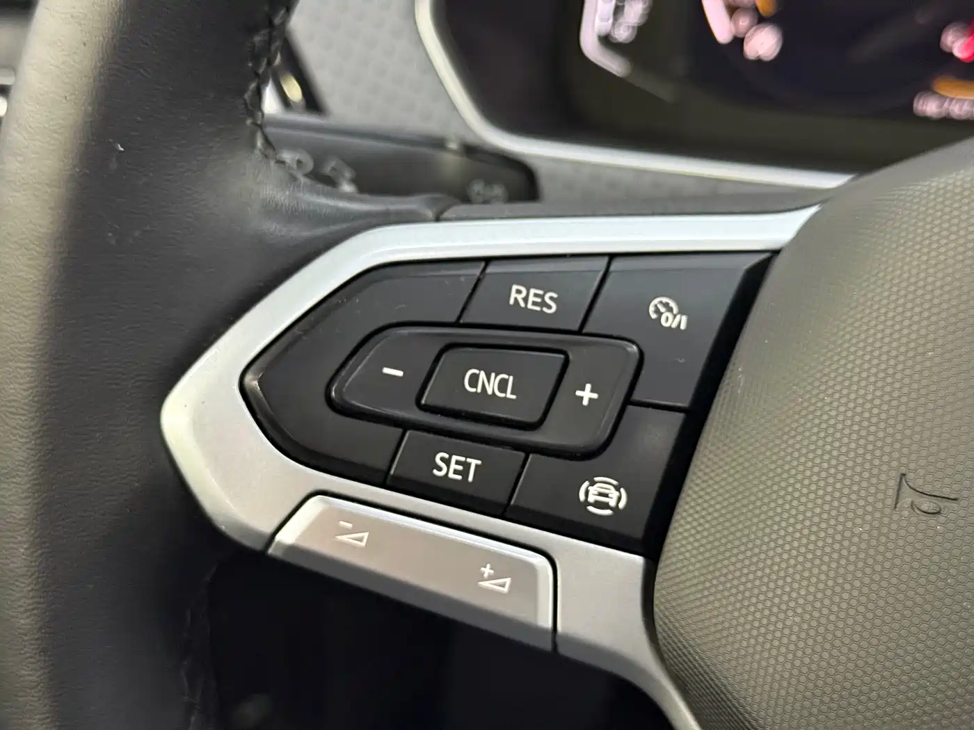 Volkswagen Lavida 2023 1.5L Automatic Starlight 5 Million Edition фото 12