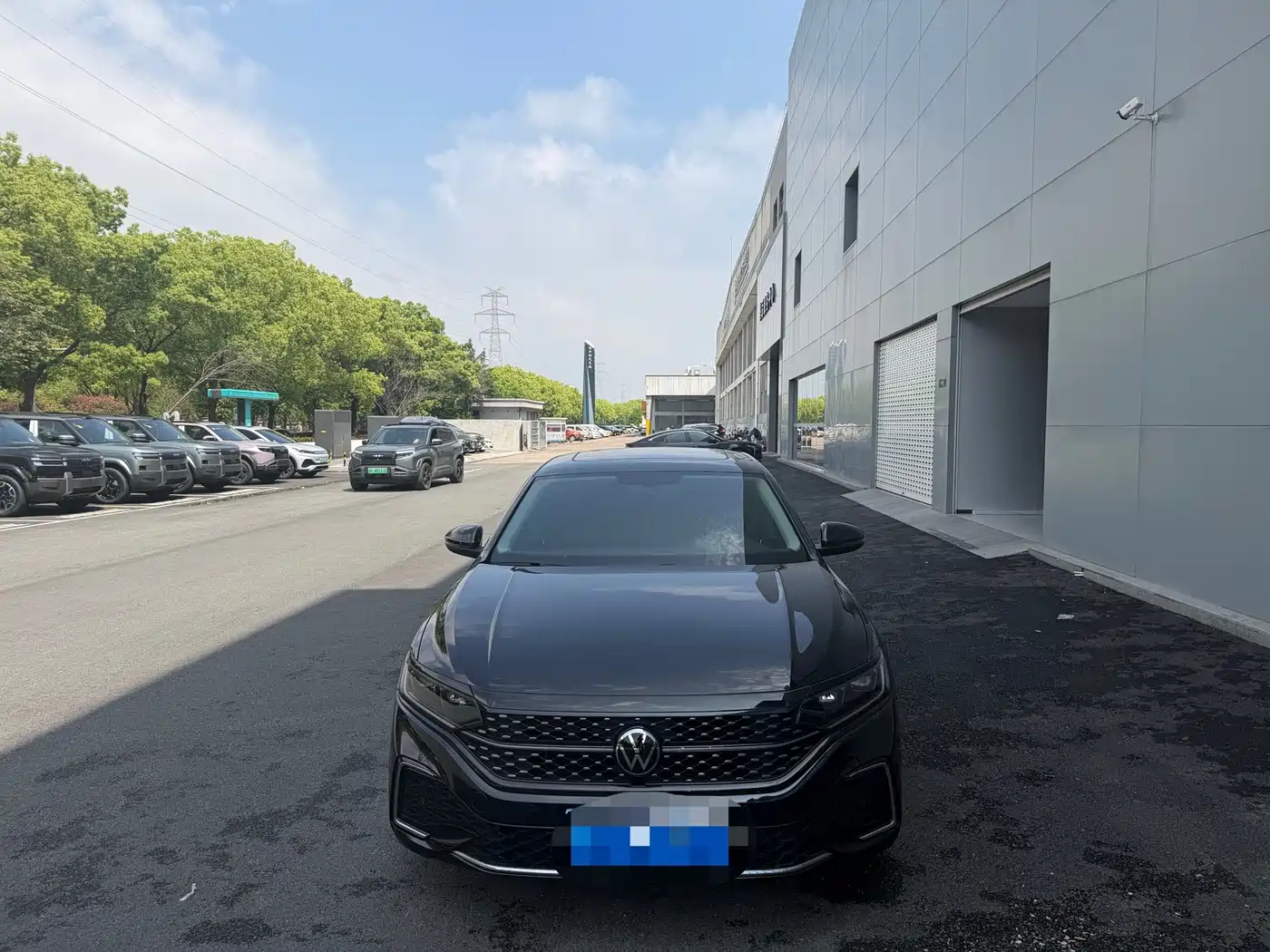 Volkswagen Passat 2022 330TSI Starlight Elite Edition фото 2